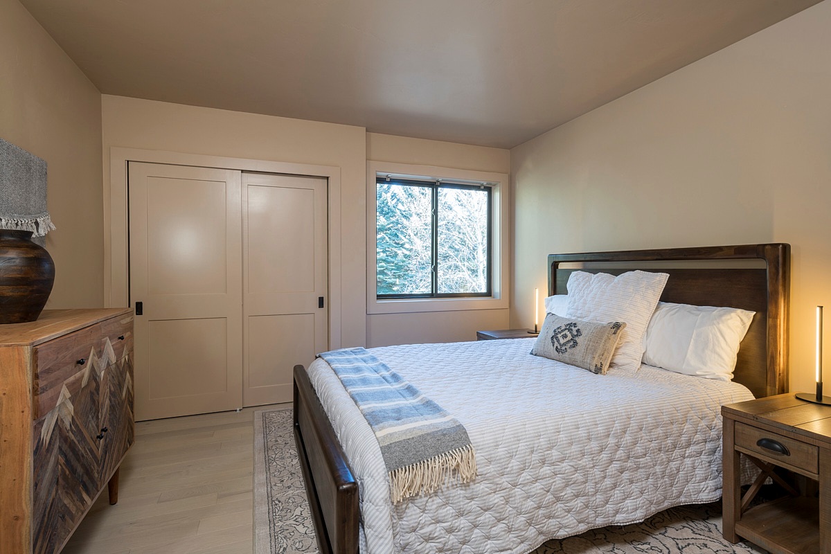 Primary Queen Bedroom