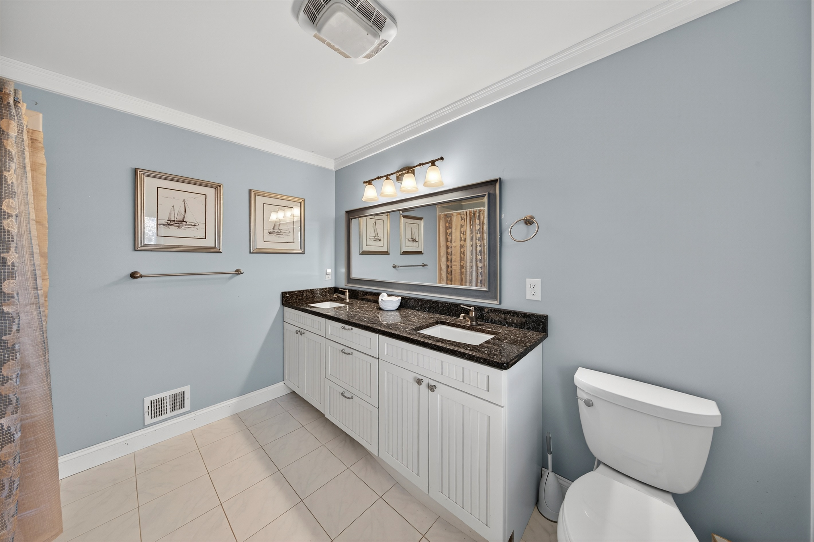 Double vanity for easy get-ready mornings during your lake getaway.