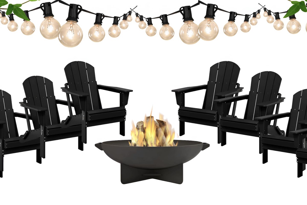 Unwind at Summit House in our premium outdoor lounge. Relax in Adirondack chairs around the glowing fire pit, all set under enchanting bistro string lights. The perfect luxury vacation rental spot for s'mores and starlit conversations.