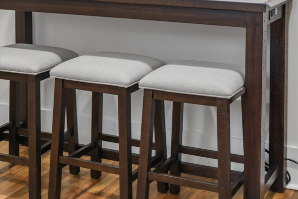Kitchen seating!