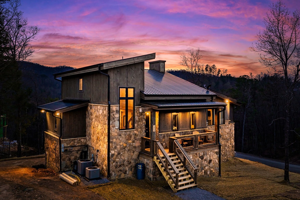 Your luxury mountain home needs nothing but you to create lifetime memories