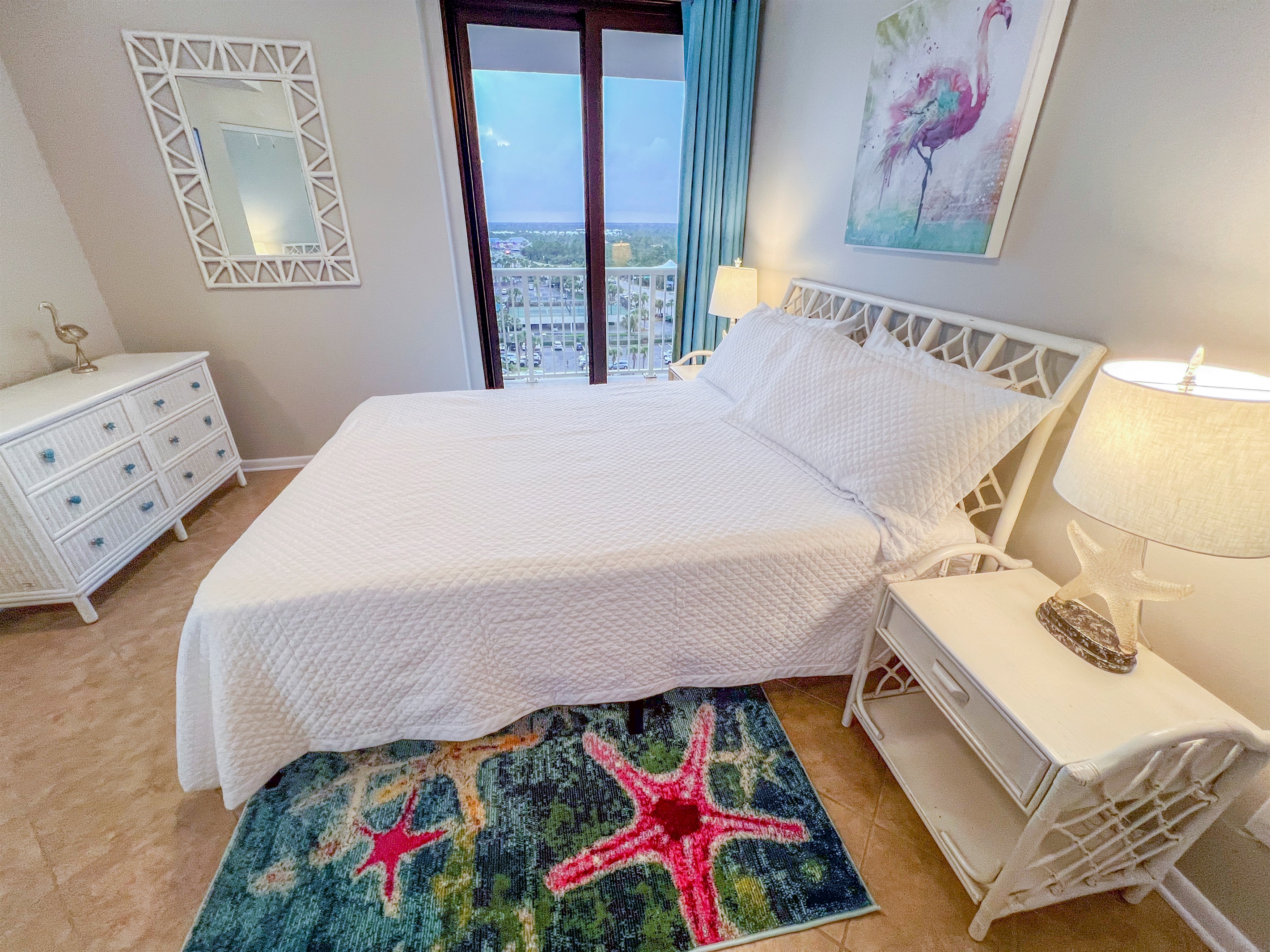 Queen Bedroom with Island view