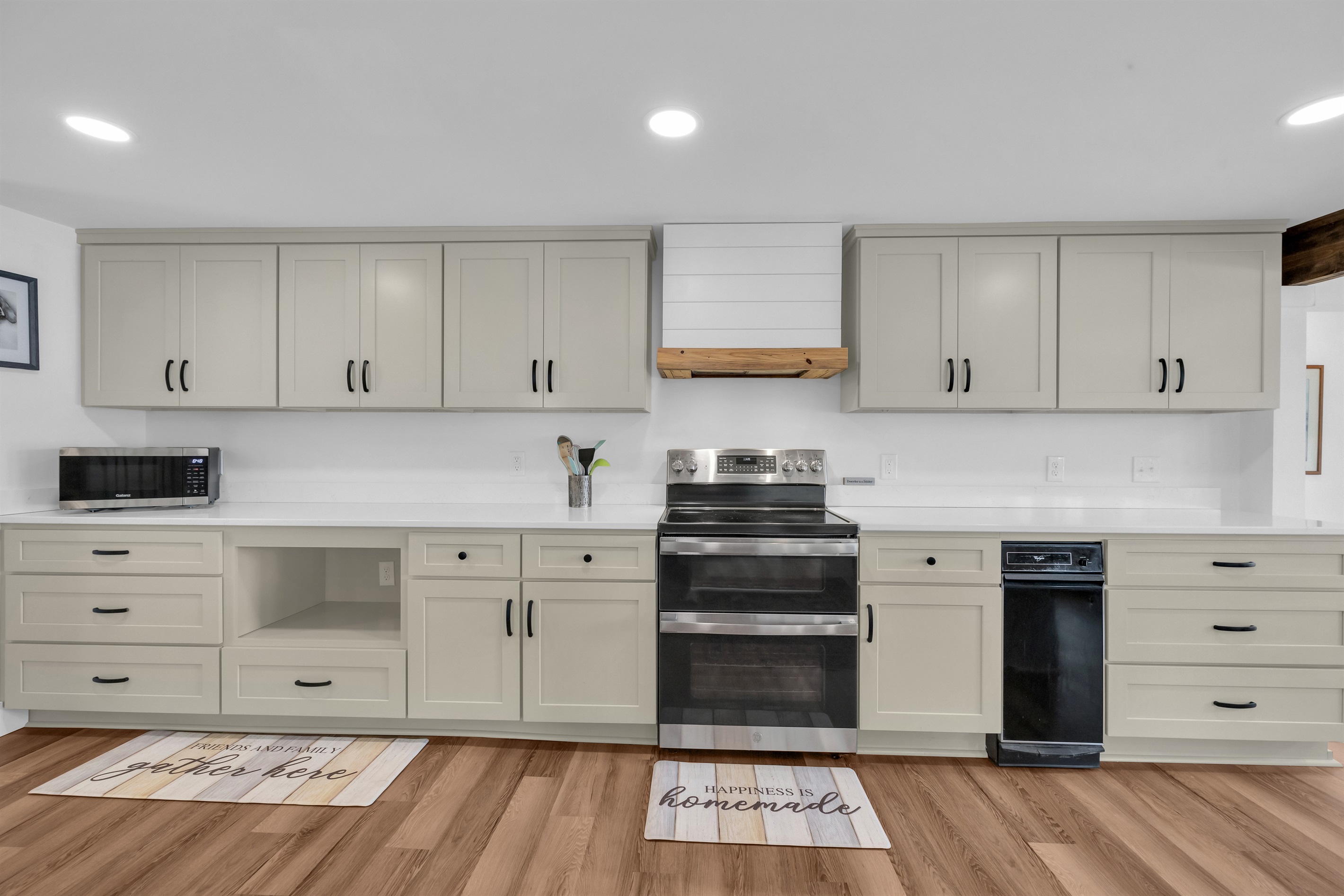 Large Kitchen for entertaining