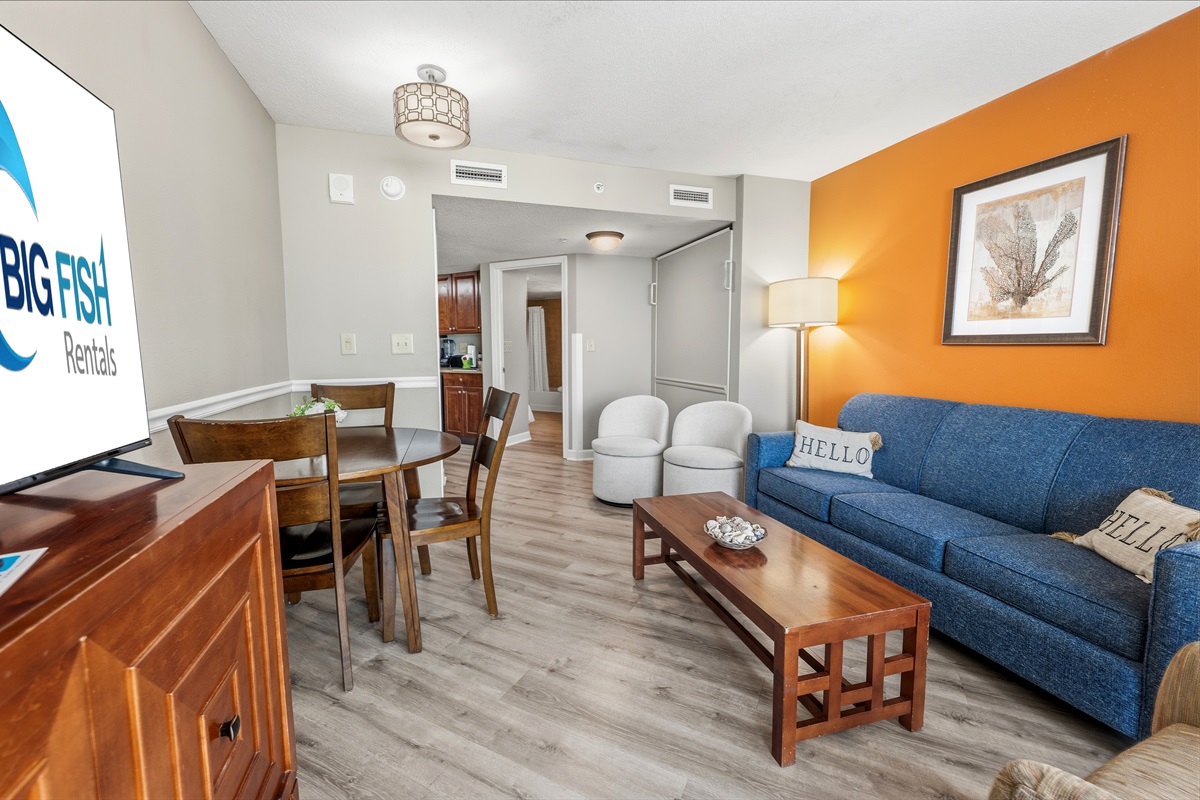 Amazing Living Room with Stunning Views🌊☀️