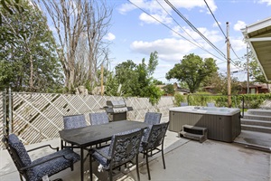 Al Fresco Escape Zone!