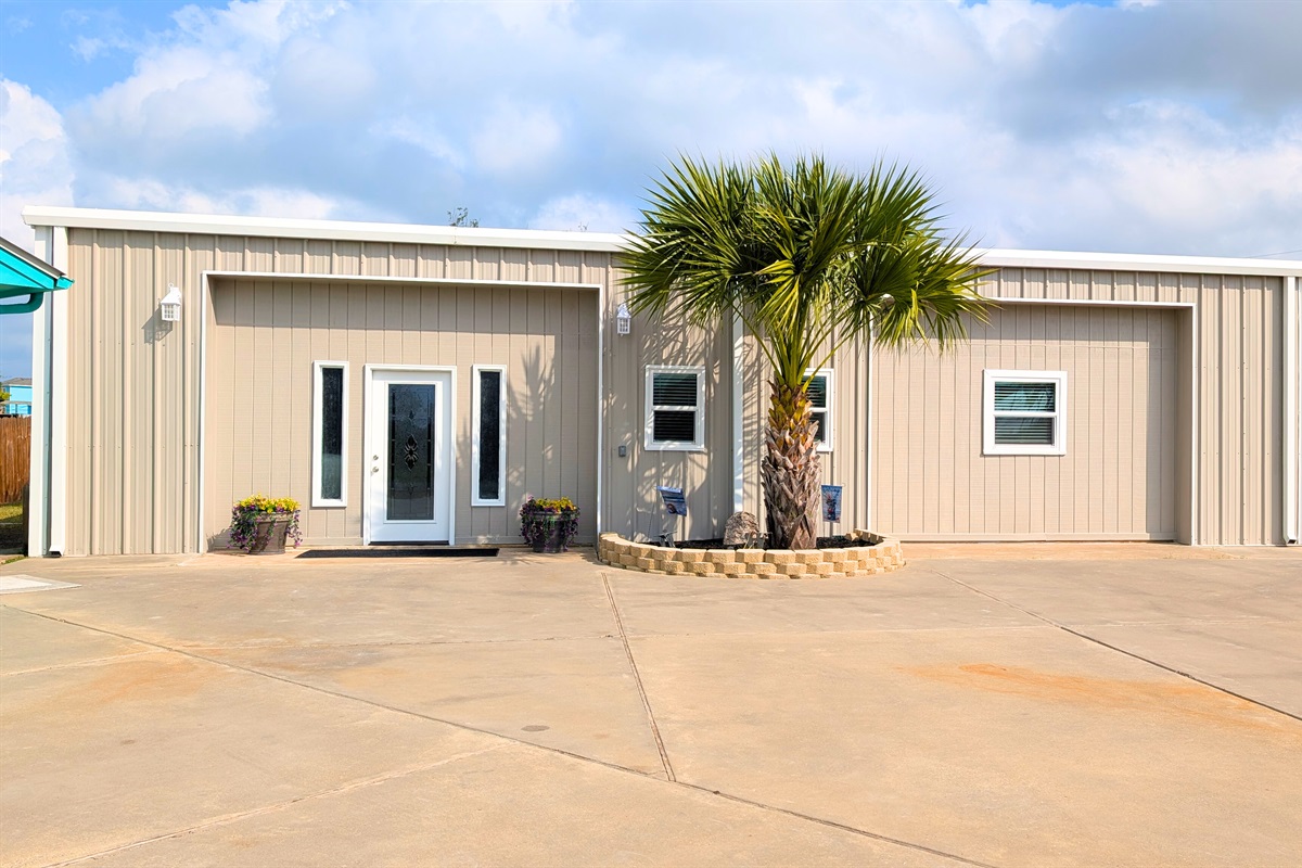 Parking for cars, trucks and trailers!