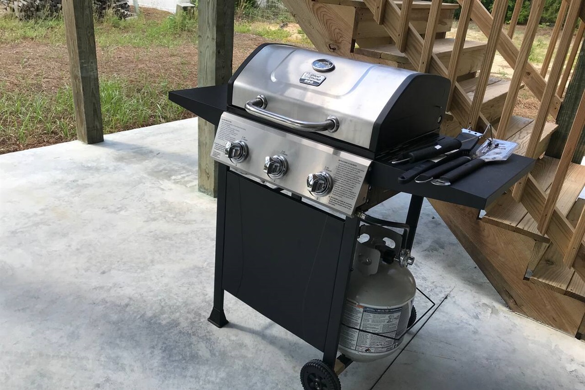 Grill your veggies or seafood on this grill.  Bring your own propane or have it filled from a nearby store