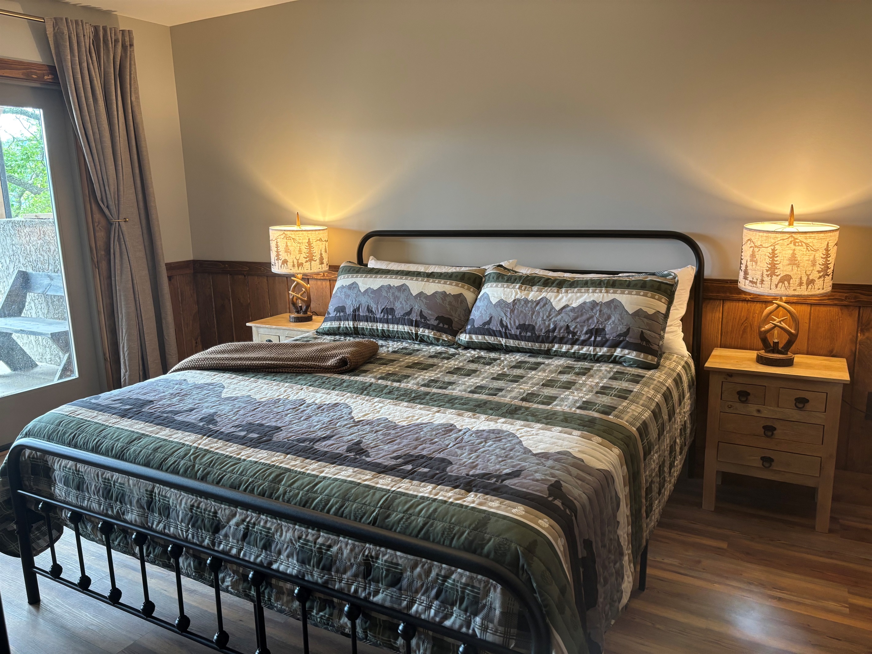 Downstairs: King Bed