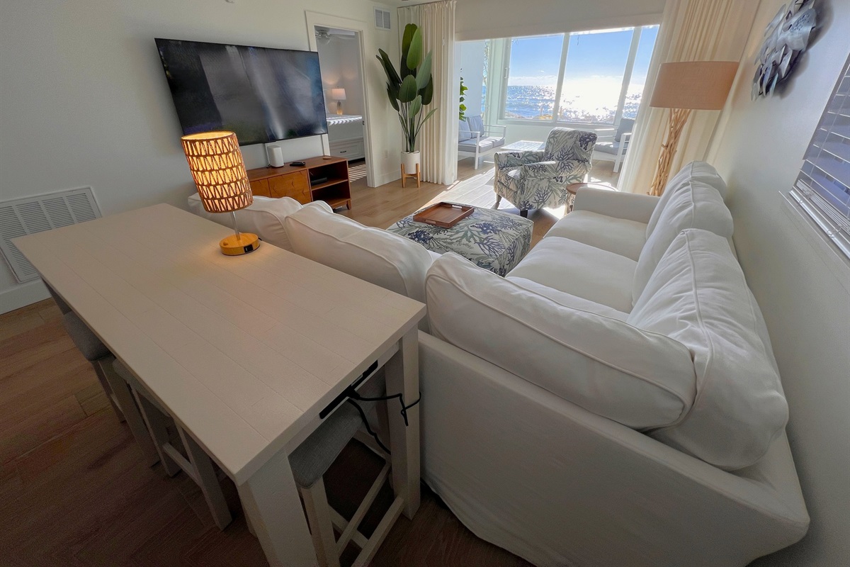 Work at this desk and view the Gulf