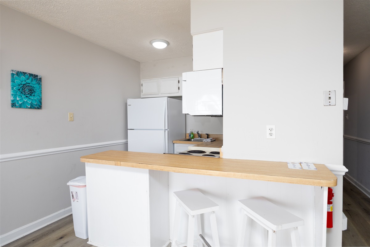 Well equipped kitchen