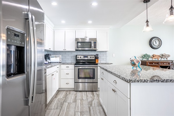 Well equipped kitchen