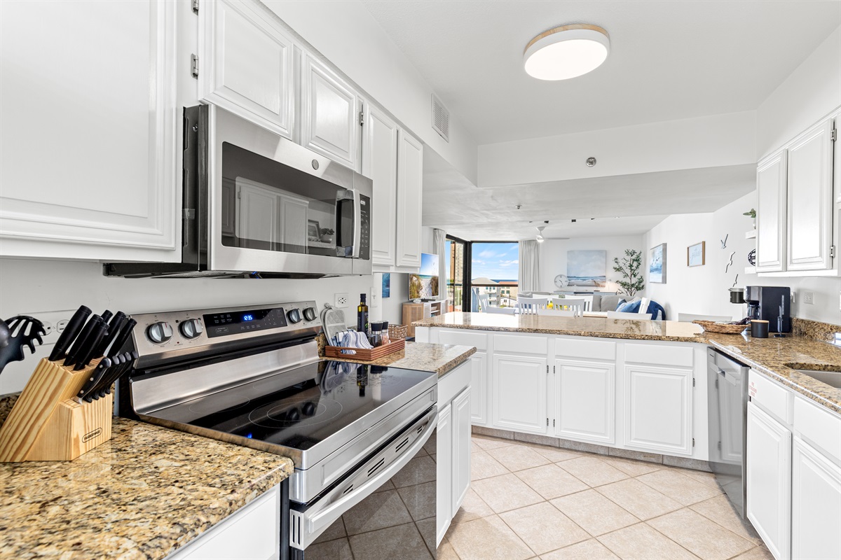 Full Stocked Kitchen