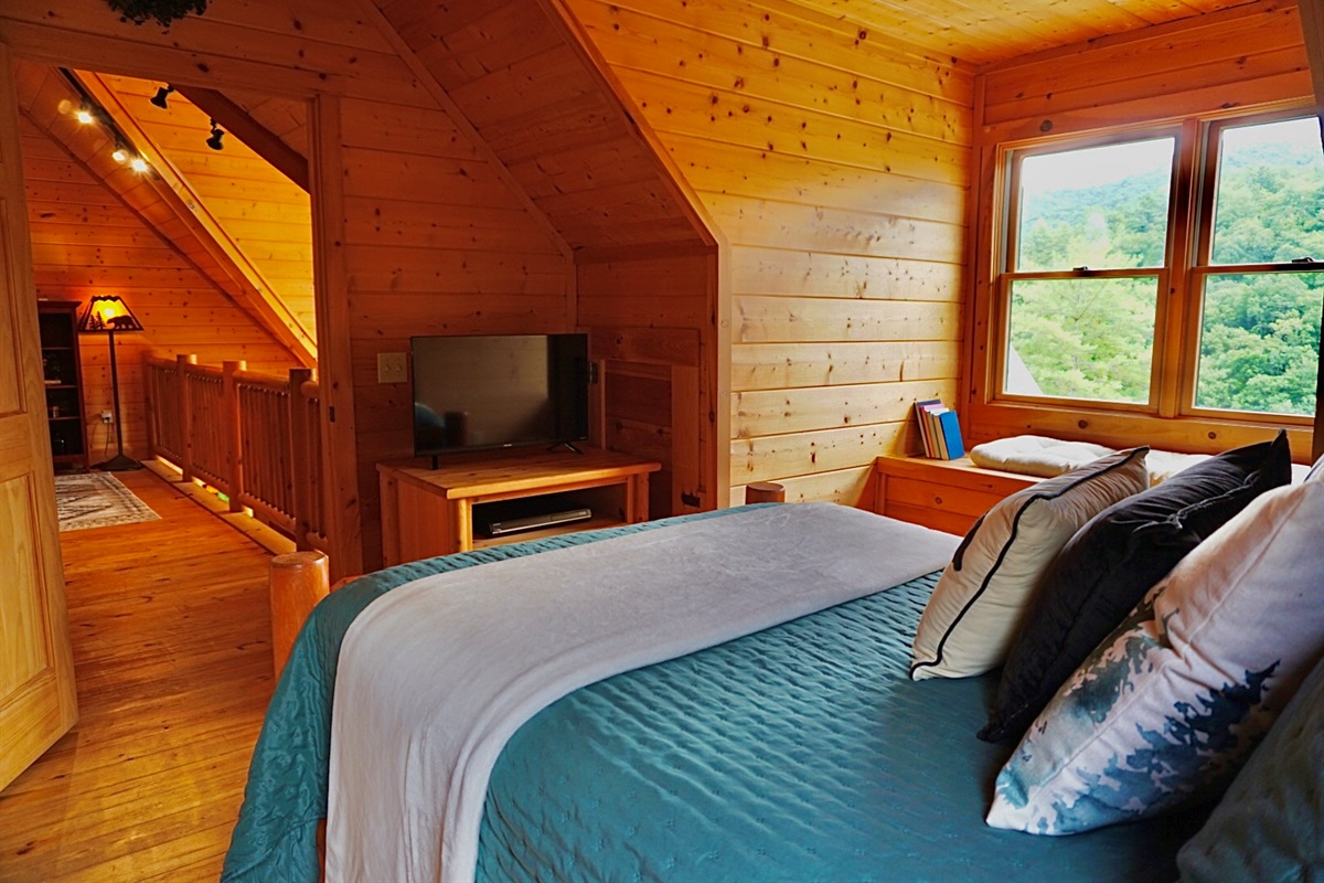 Experience mountain views from your charming wooden sanctuary!