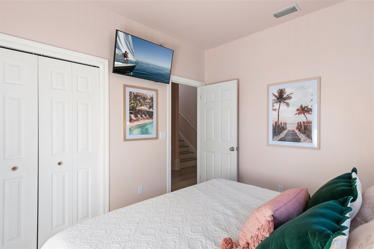 Guest Room 3 (Level 2): Queen bed, Smart TV, Balcony Access, Hallway Bathroom with Shower Tub Combo on Level 2 or Bathroom with Walk in Shower on Level 1 (Sleeps 2)