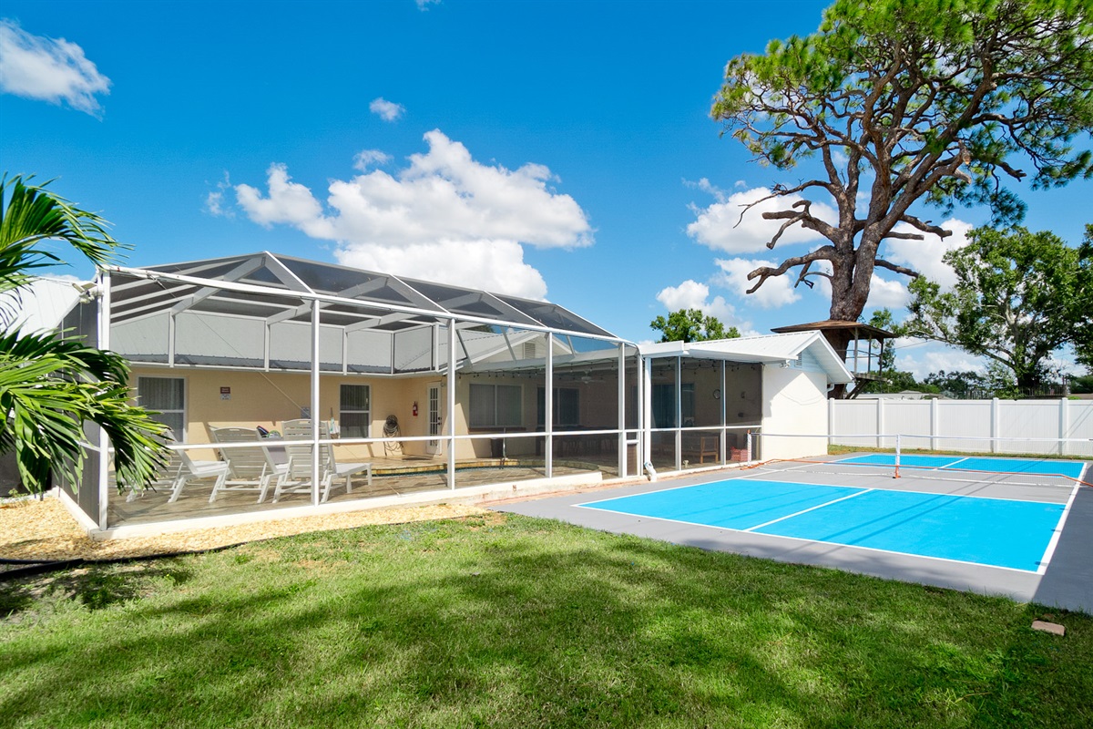 The perfect mix of energy and leisure — challenge your friends to a lively game of pickleball, then unwind under the sun beside the sparkling pool.