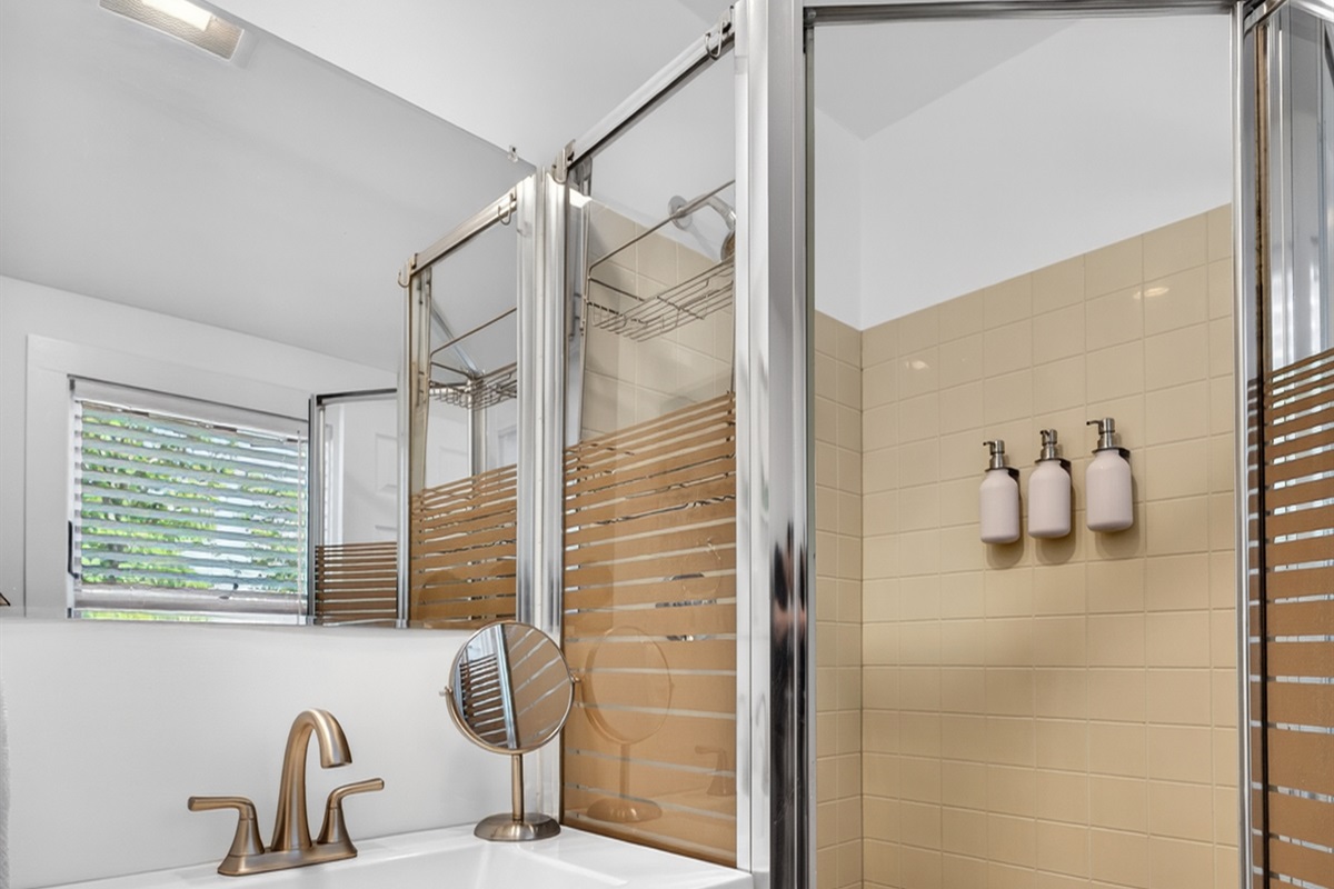 Fresh and inviting bathroom with thoughtful touches to help you feel at home.