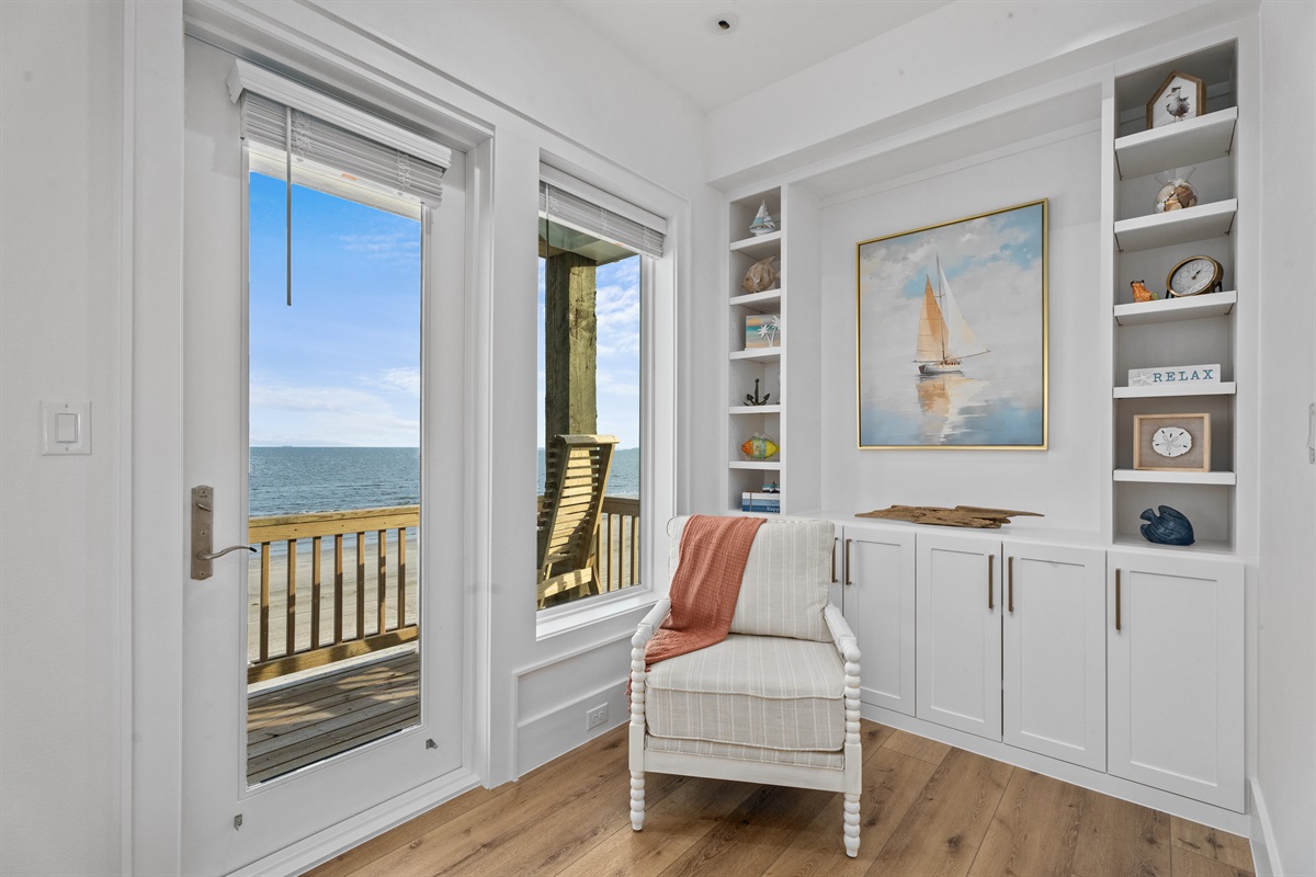 6f27232d23ed406f83518a2ccd349c7d Large | Beachhouse | Texas | TX | Vacation Homes | Galveston | Crystal Beach | Kokomo | Breezy Days | Beachfront Elegance | Sunrise Serenity | Southern Sands Property Management, LLC