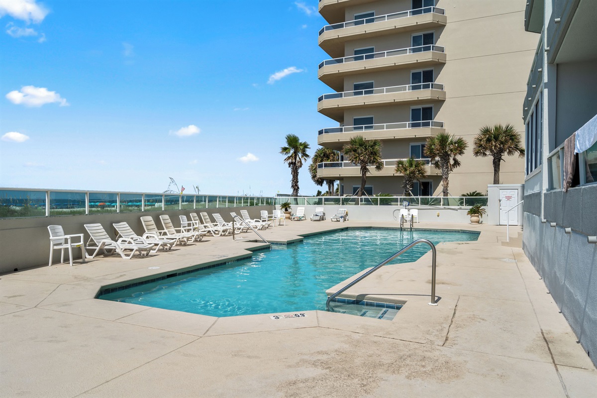 Beachside outdoor pool 