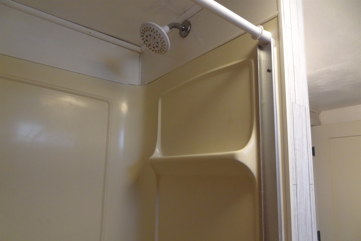 Basement bathroom with tub/shower