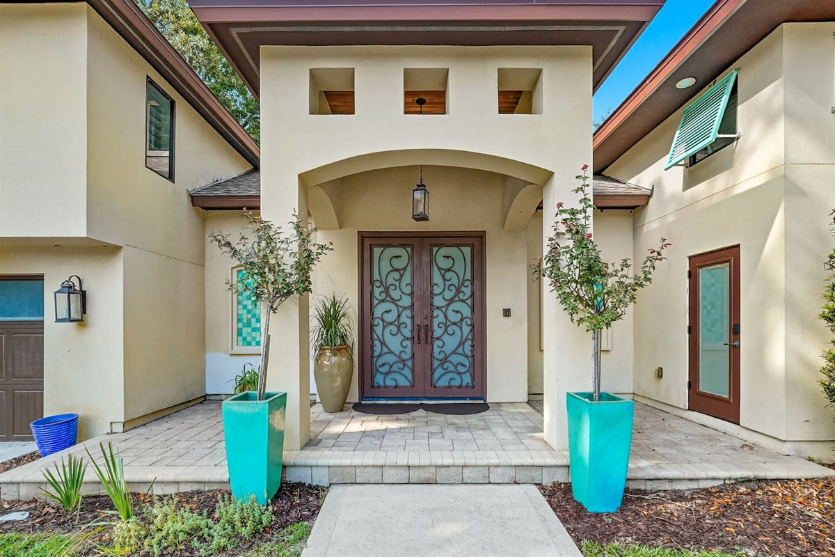 Entrance with large double doors