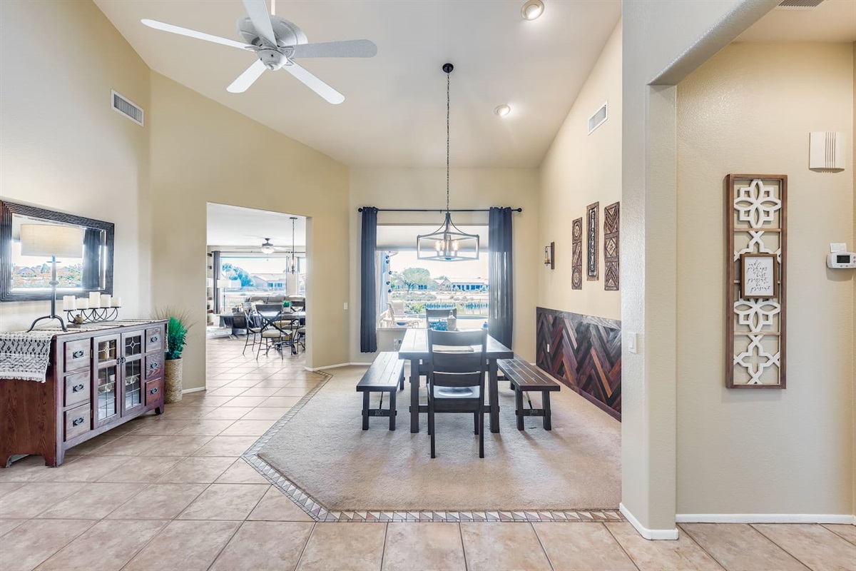 Cozy Cactus Pad in The Grande! Heated Pool|Hot Tub — Cozy Cactus Pad with Pool in Surprise, Surprise, Arizona — photo 4