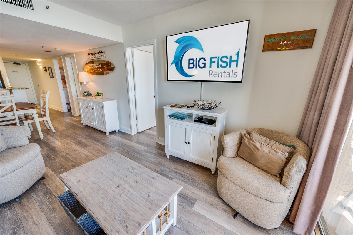 Amazing Living Room with Stunning Views🌊☀️
