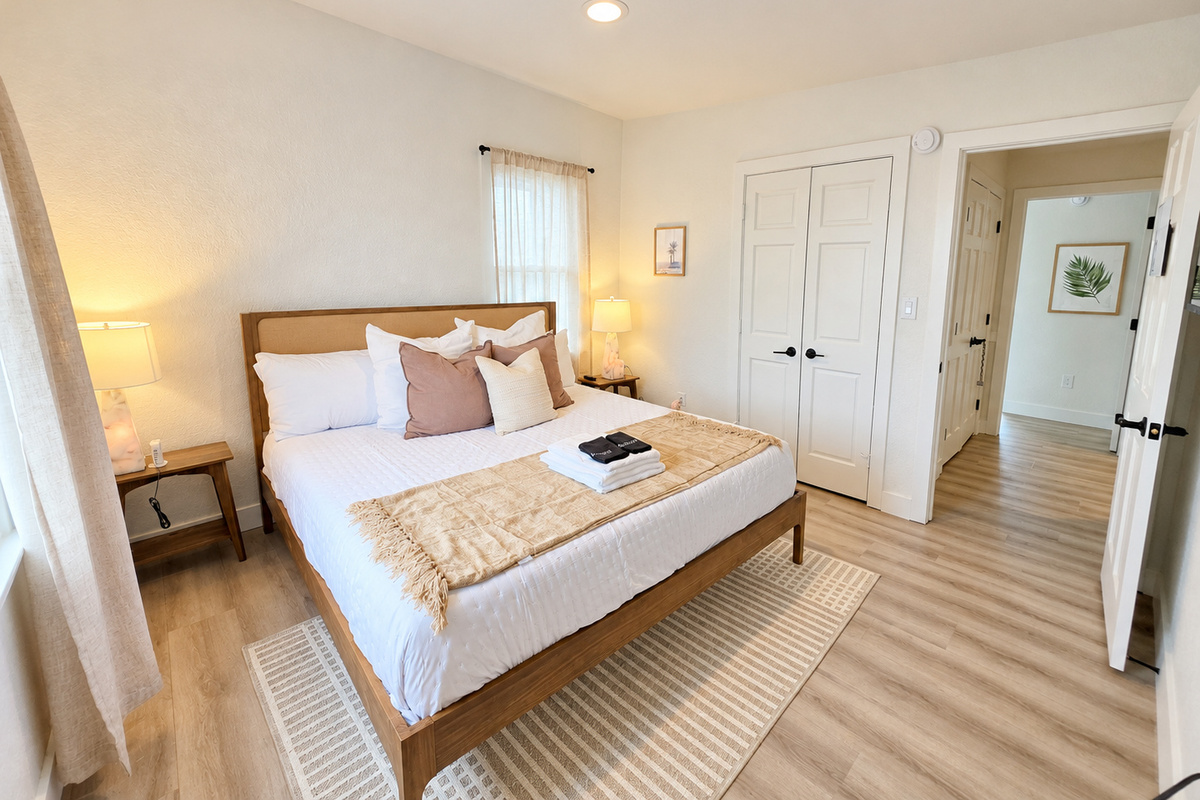 Santa Catalina room