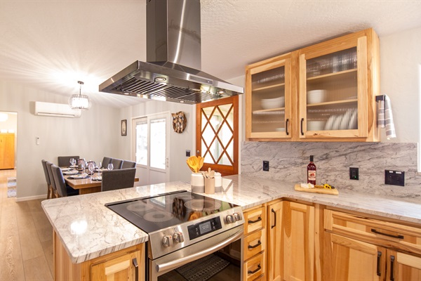 Granite Kitchen Island Facing Diningroom