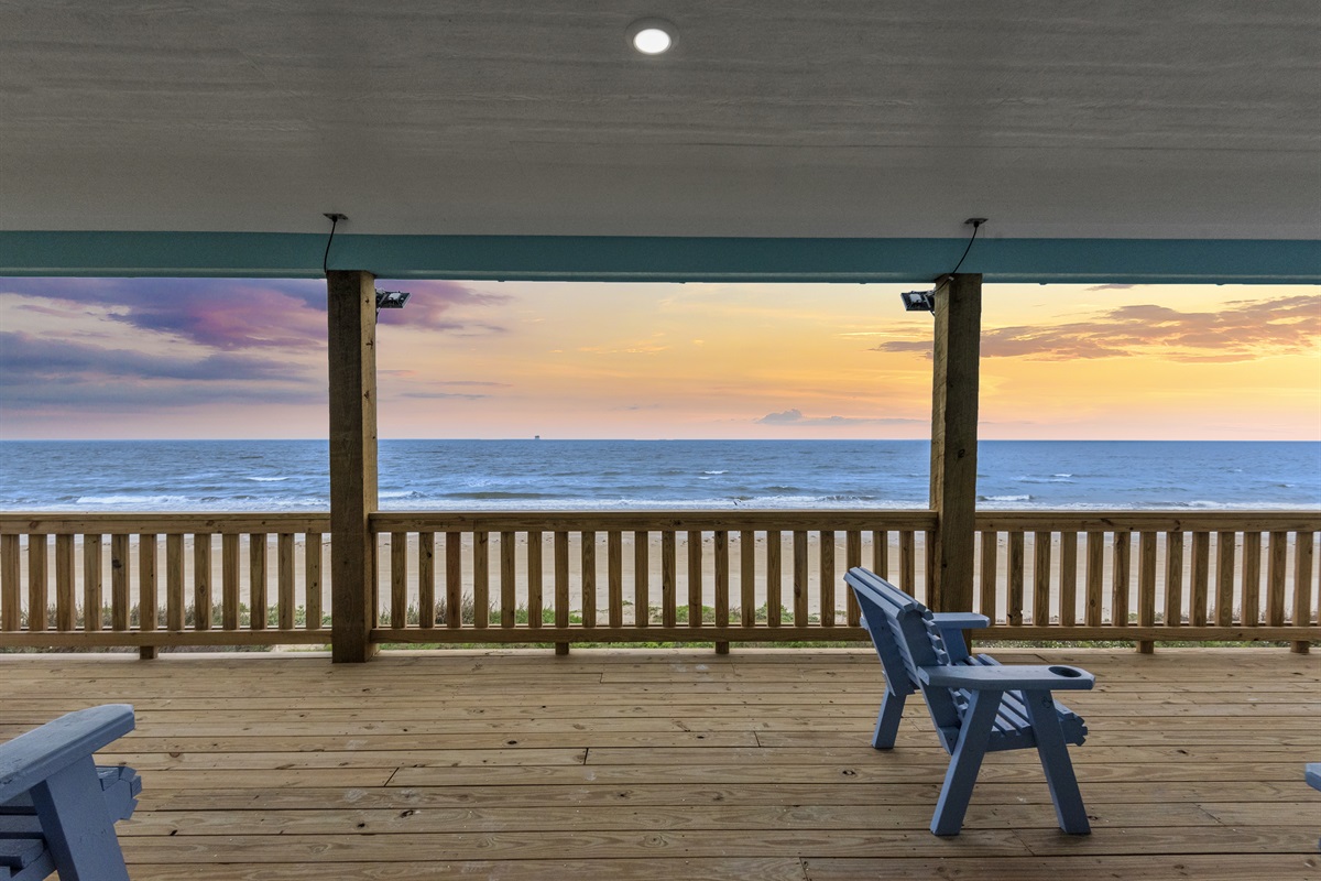 6f892268035c4ebd8dc072b0cb54355f Large | Beachhouse | Texas | TX | Vacation Homes | Galveston | Crystal Beach | Kokomo | Breezy Days | Beachfront Elegance | Sunrise Serenity | Southern Sands Property Management, LLC
