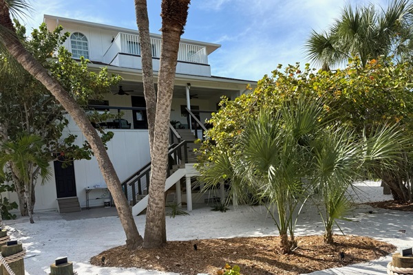 Make Coral Castaway your home away from home. We would love to host you!