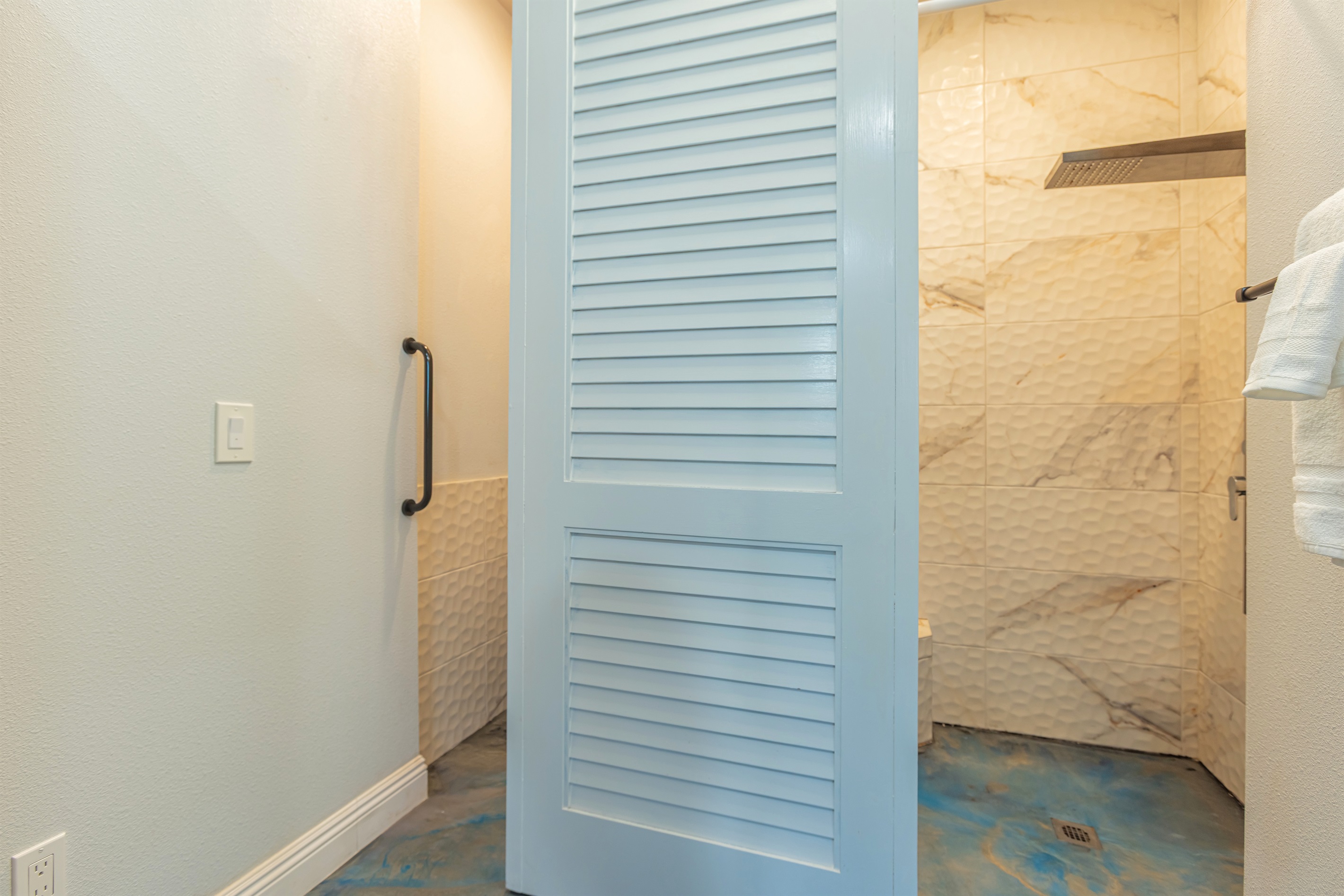 Fourth Bedroom/Studio Bath