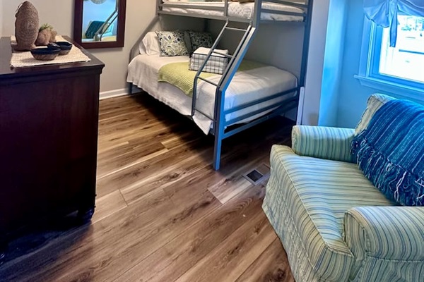 Bedroom with bunk bed