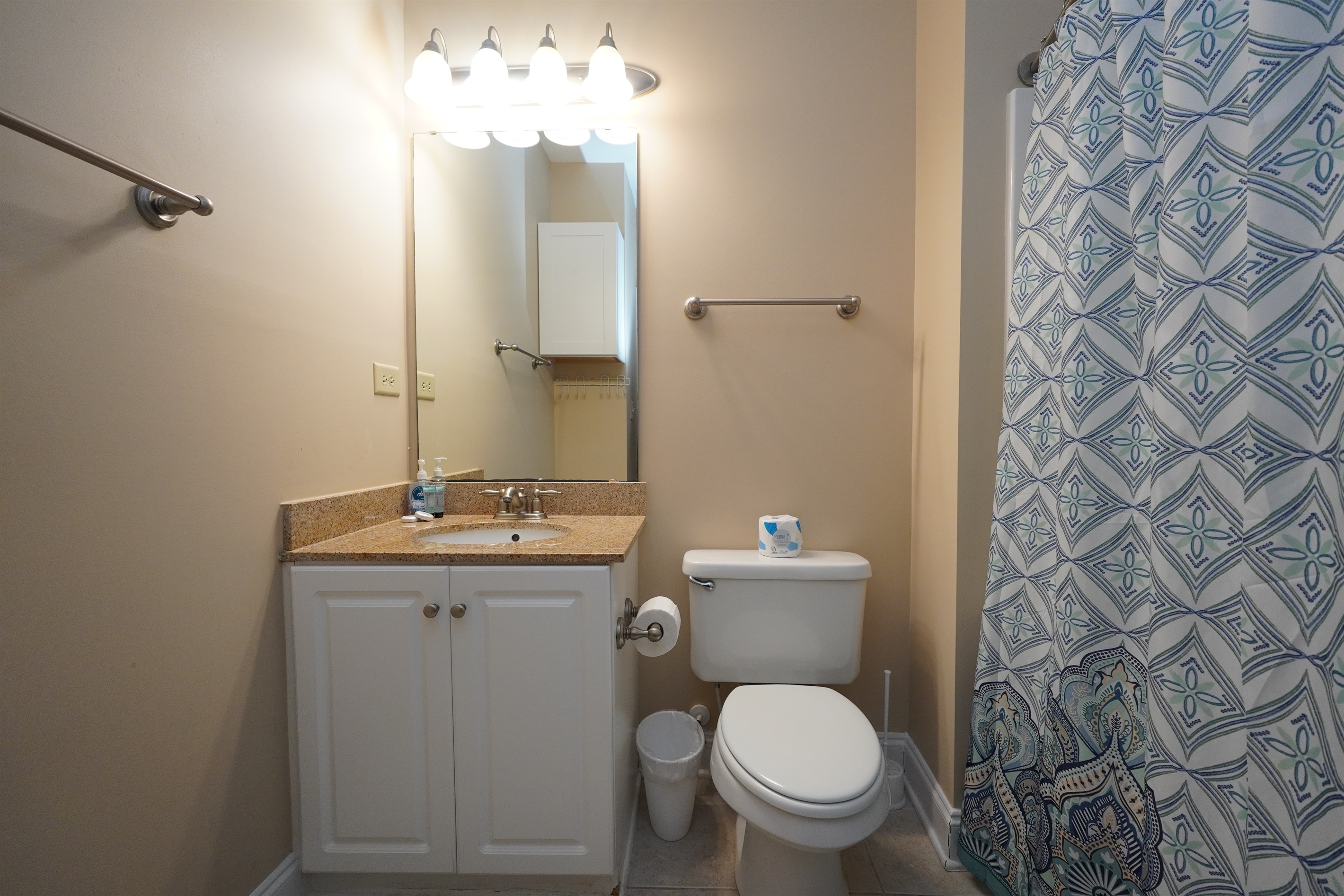 Full Bath with Tub/Shower