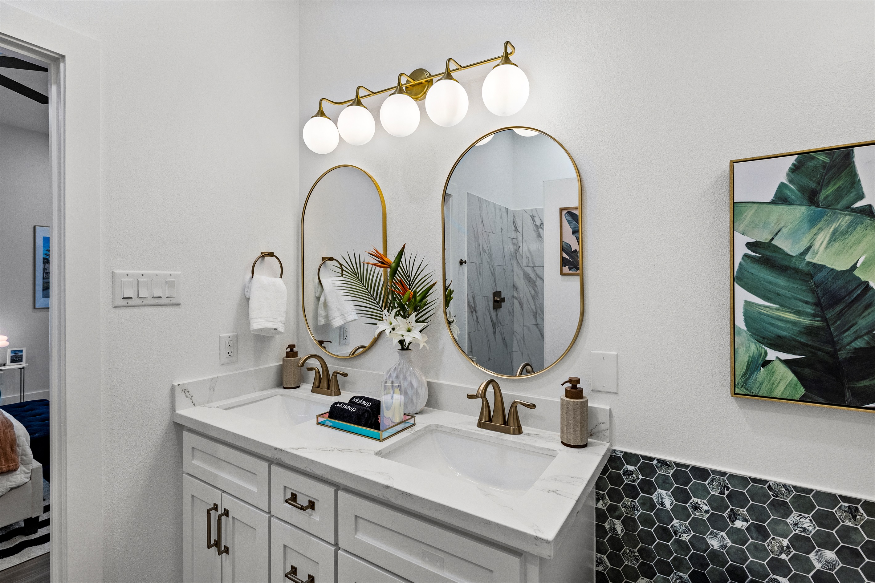 A beautiful double vanity to get ready.