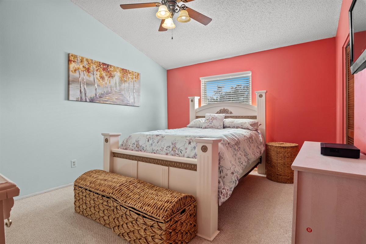 Master Bedroom. Ceiling fan.