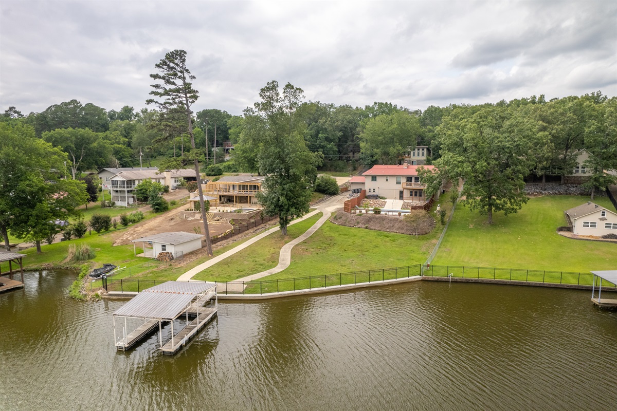 A Lakeside Oasis with Endless Outdoor Entertainment Options