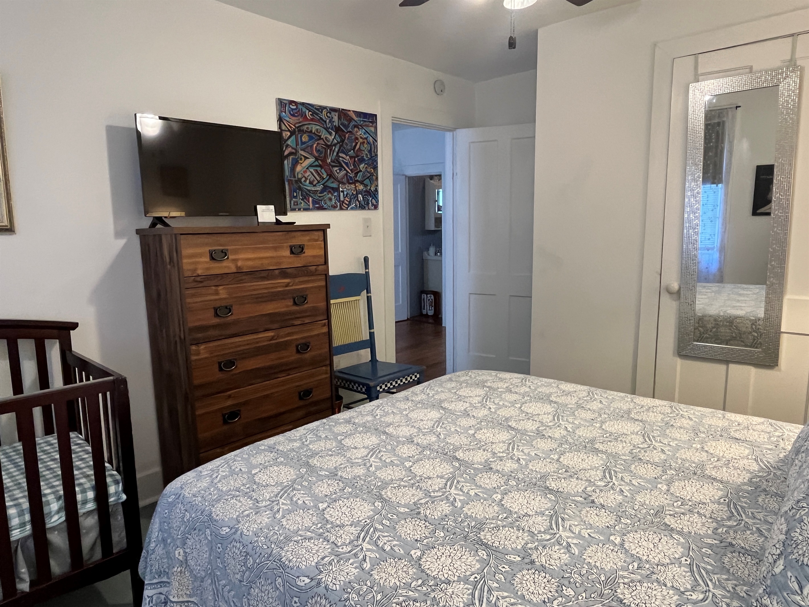 2nd floor Queen #2 with crib