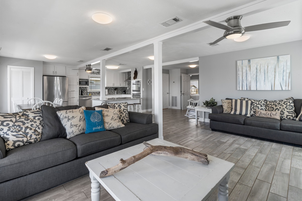 Main living area (upstairs)