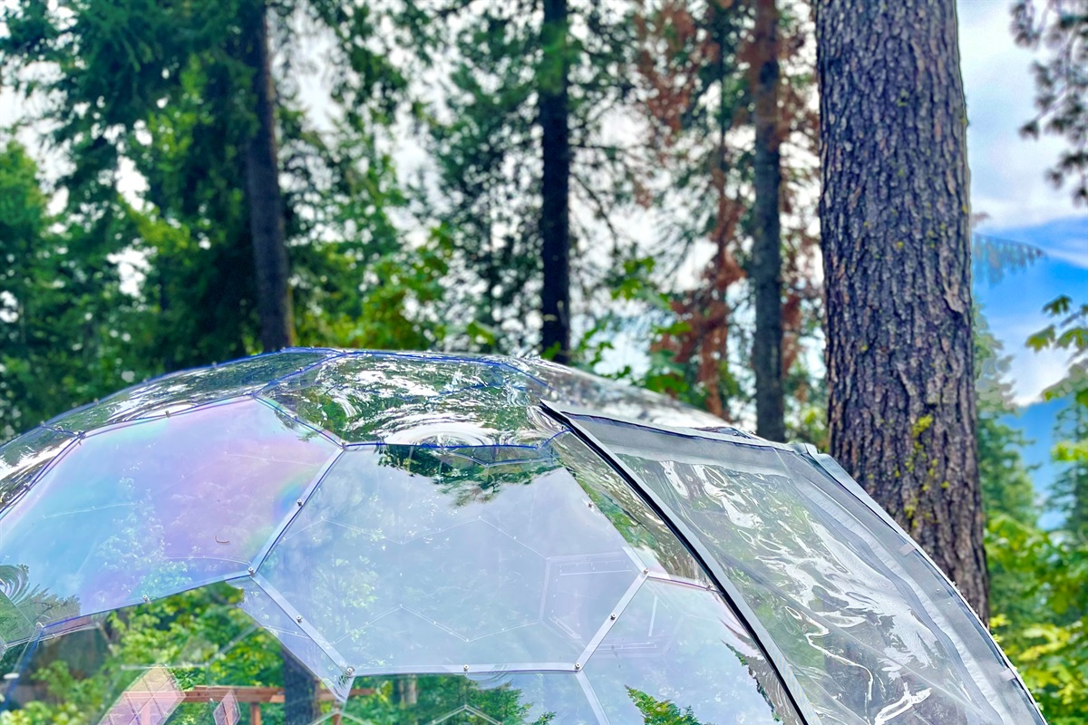 Geo Dome - lounging under the stars, all year round!
