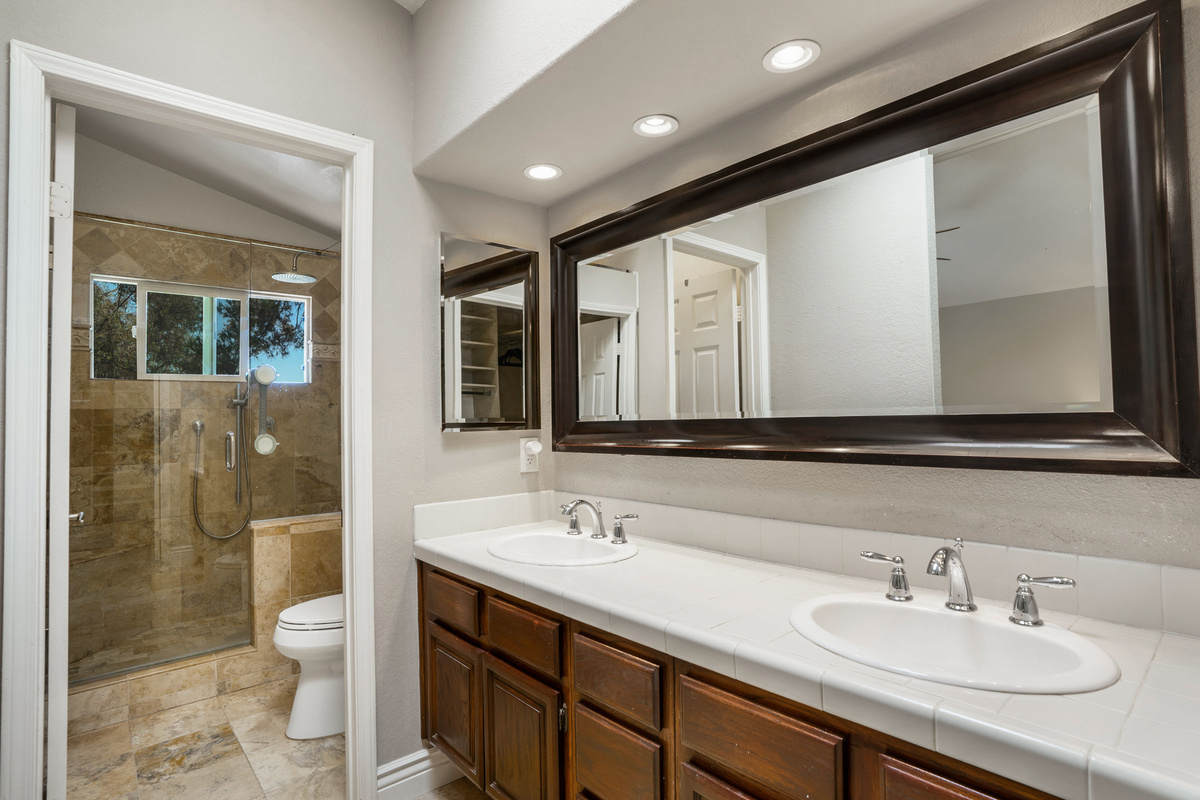 Double Vanity
