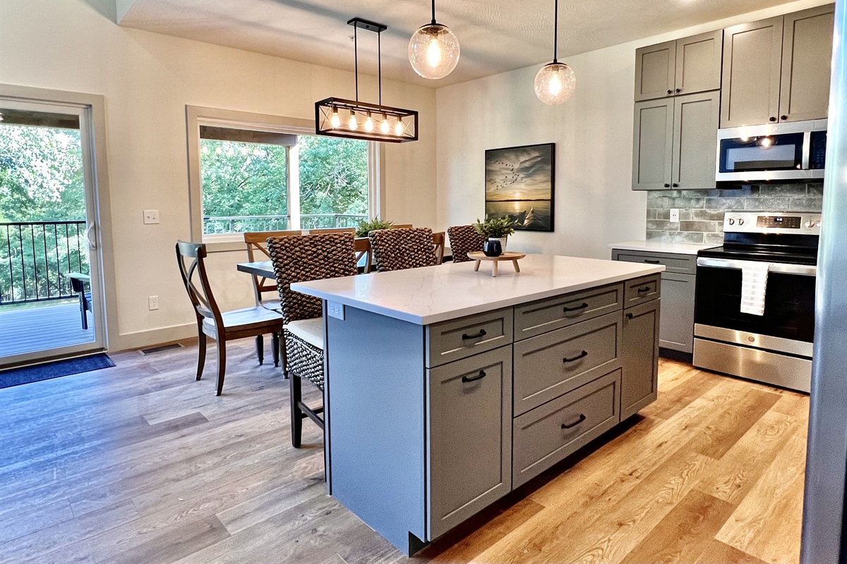Lovely open kitchen and dining space with everything you will need except food!