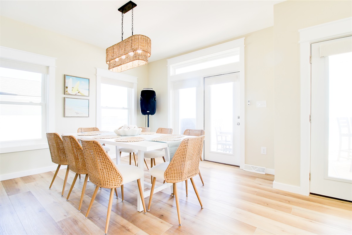 Bluetooth Speaker for Important Speeches or Regretful Karoke