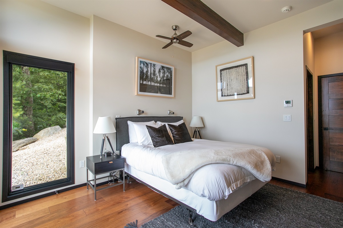 Guest Bedroom #1