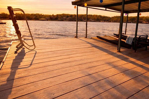 Cove-Out Cottage Swim area 1