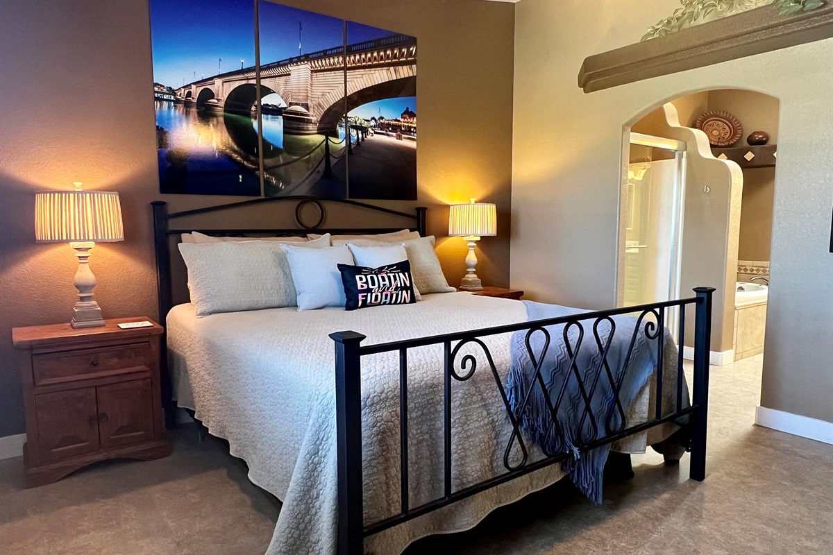 Master Bedroom | Cal. King Bed