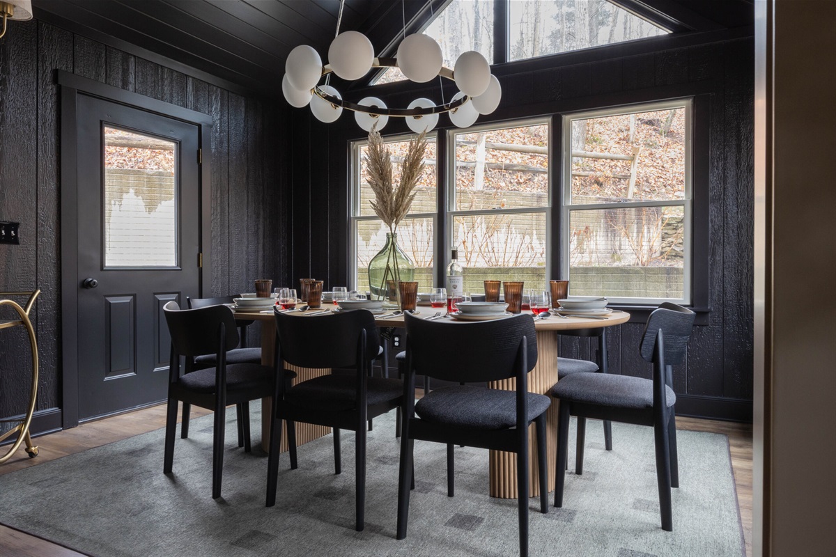 Dining Room with Vaulted Ceilings