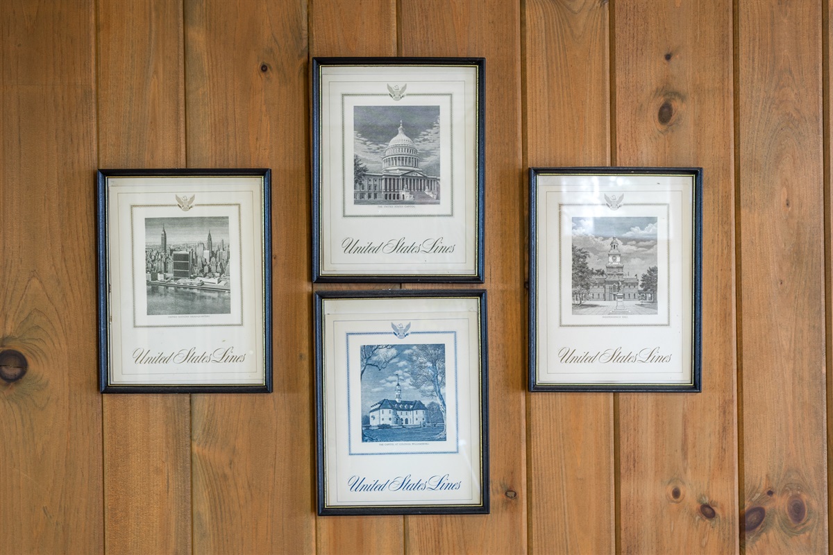 Entertainment Room - History Everywhere