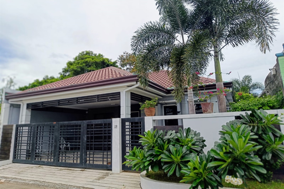 Private BBQ Villa in Las Piñas