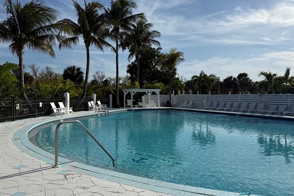 As our guests, you'll enjoy full access to the private Island Club pools