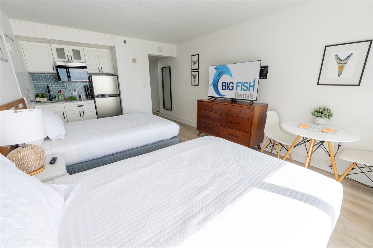 Beautiful Bedroom with Amazing Views 🌊☀️